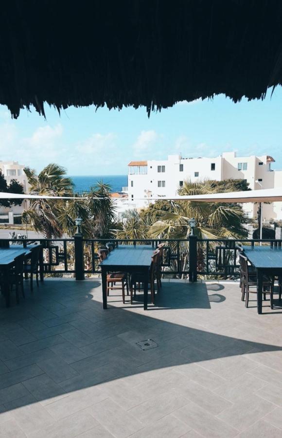 Hector Suites & Beach Hotel Curacao Esterno foto